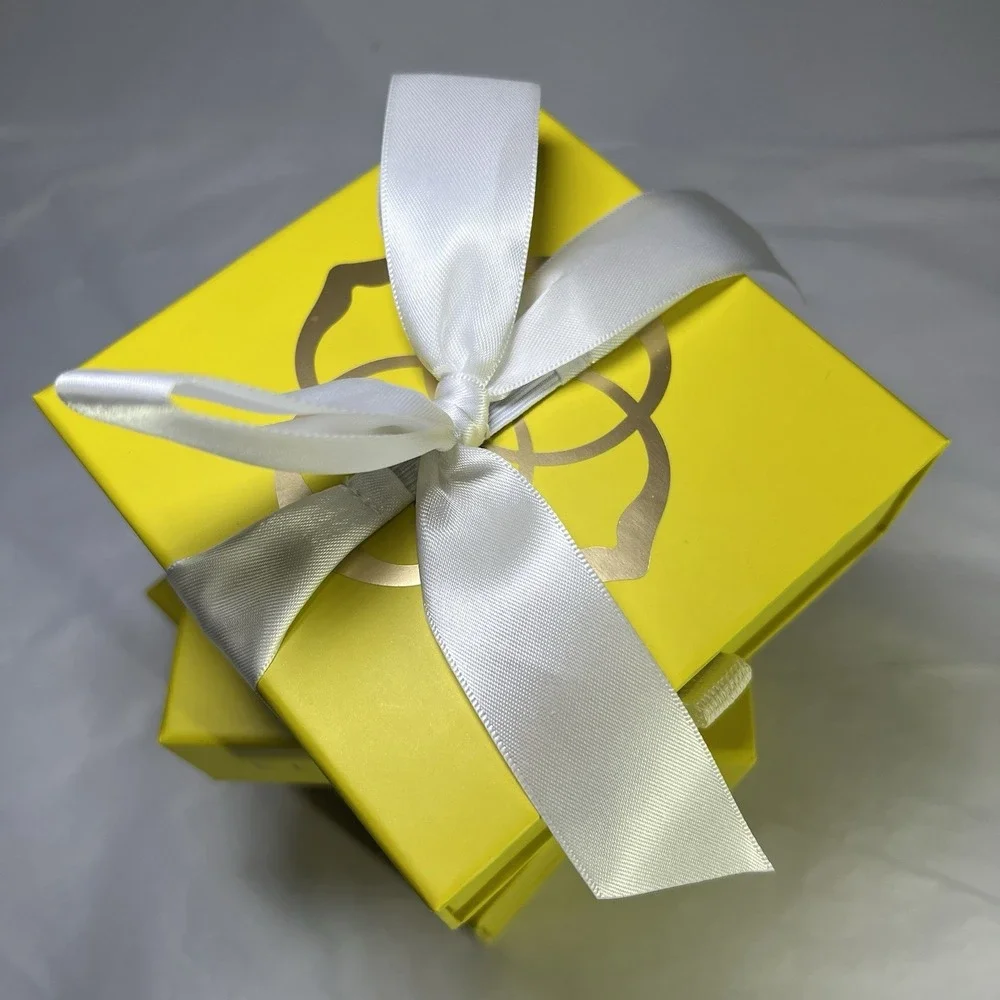 Three Empty Kendra Scott Jewelry‎ Gift Boxes Hello White Bow Pull Out Drawers